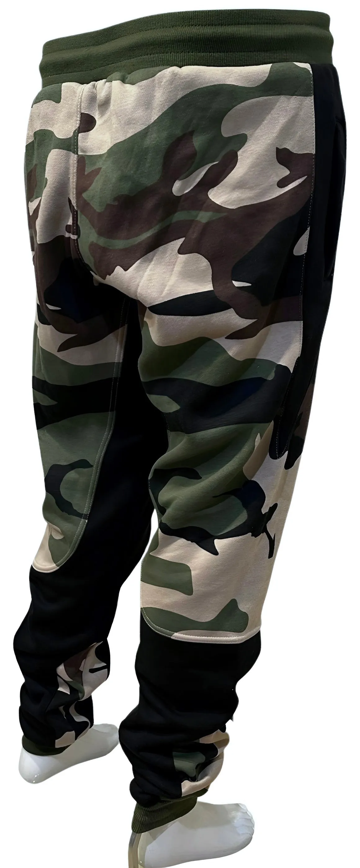 ^23 JORDAN^ (CAMO) LUXURY JOGGER SWEATPANTS (EMBROIDERED)