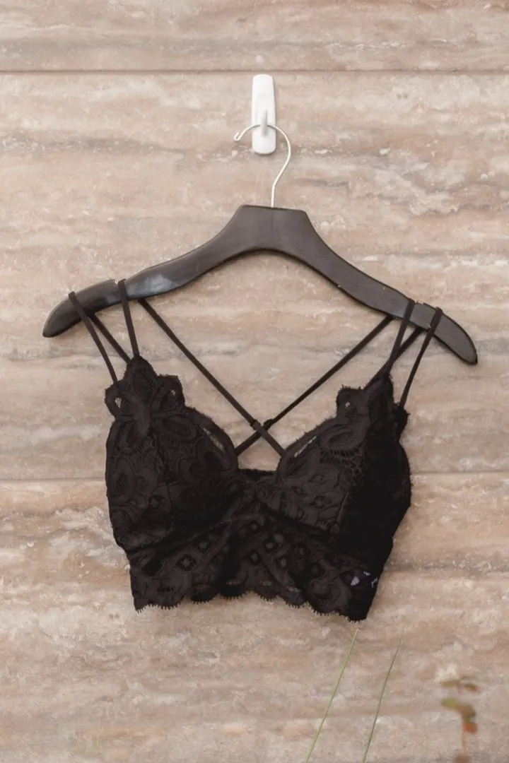 Double Straps Back Criss Cross Scalloped Flower Crochet Lace Bralette