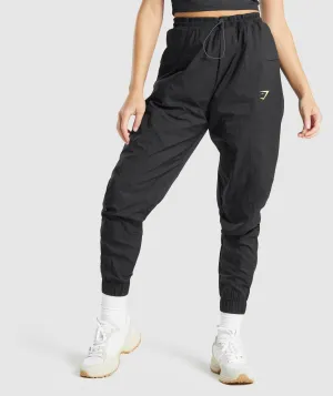 Gymshark Pulse Woven Joggers - Black