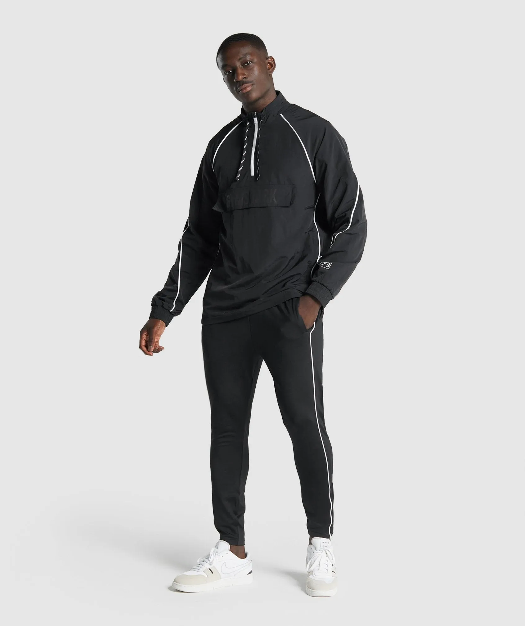 Gymshark Recess Lightweight Jacket - Black