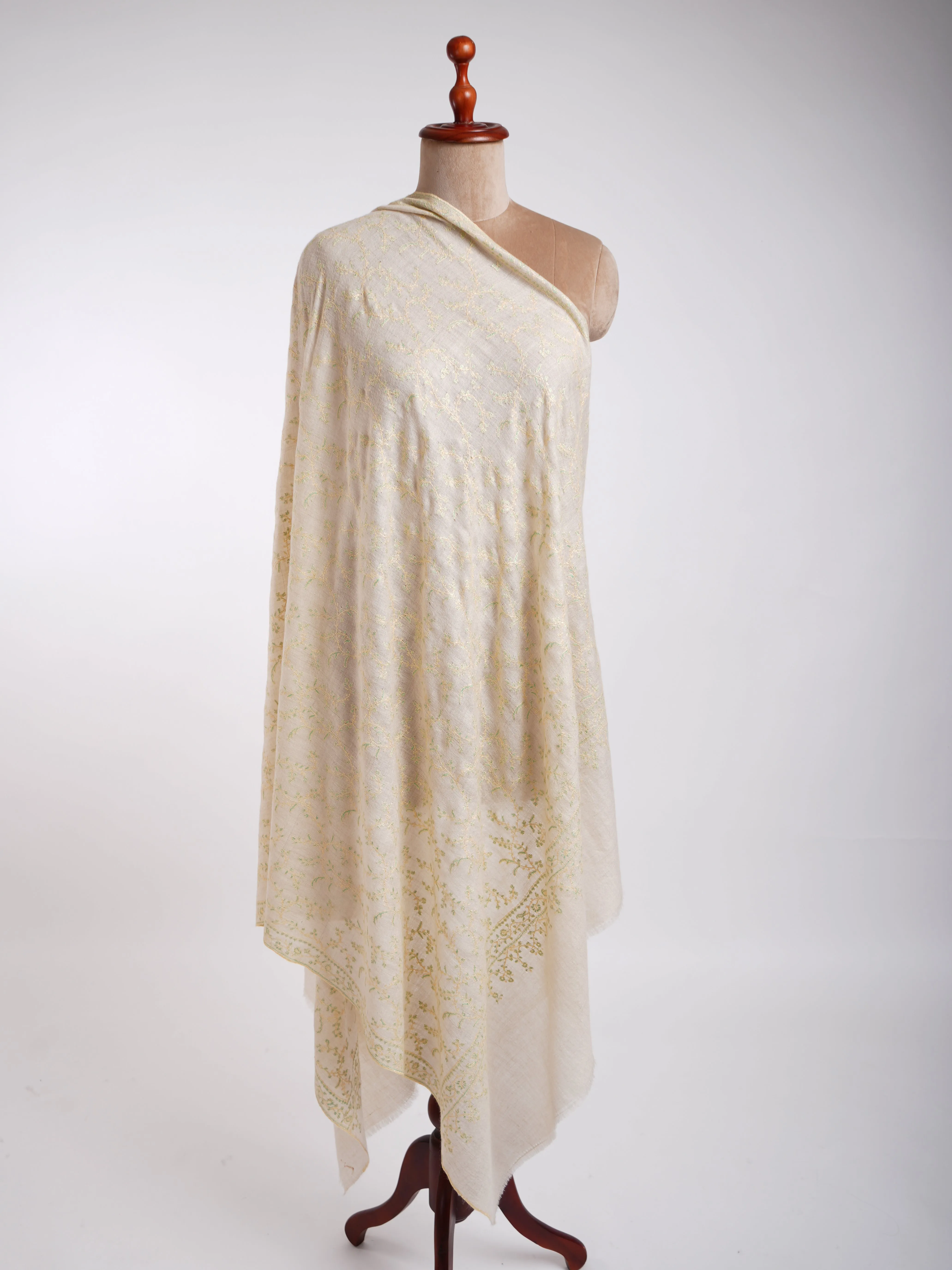 Jaaldar Sozni Embroidery Kashmiri Pashmina Shawl Ivory