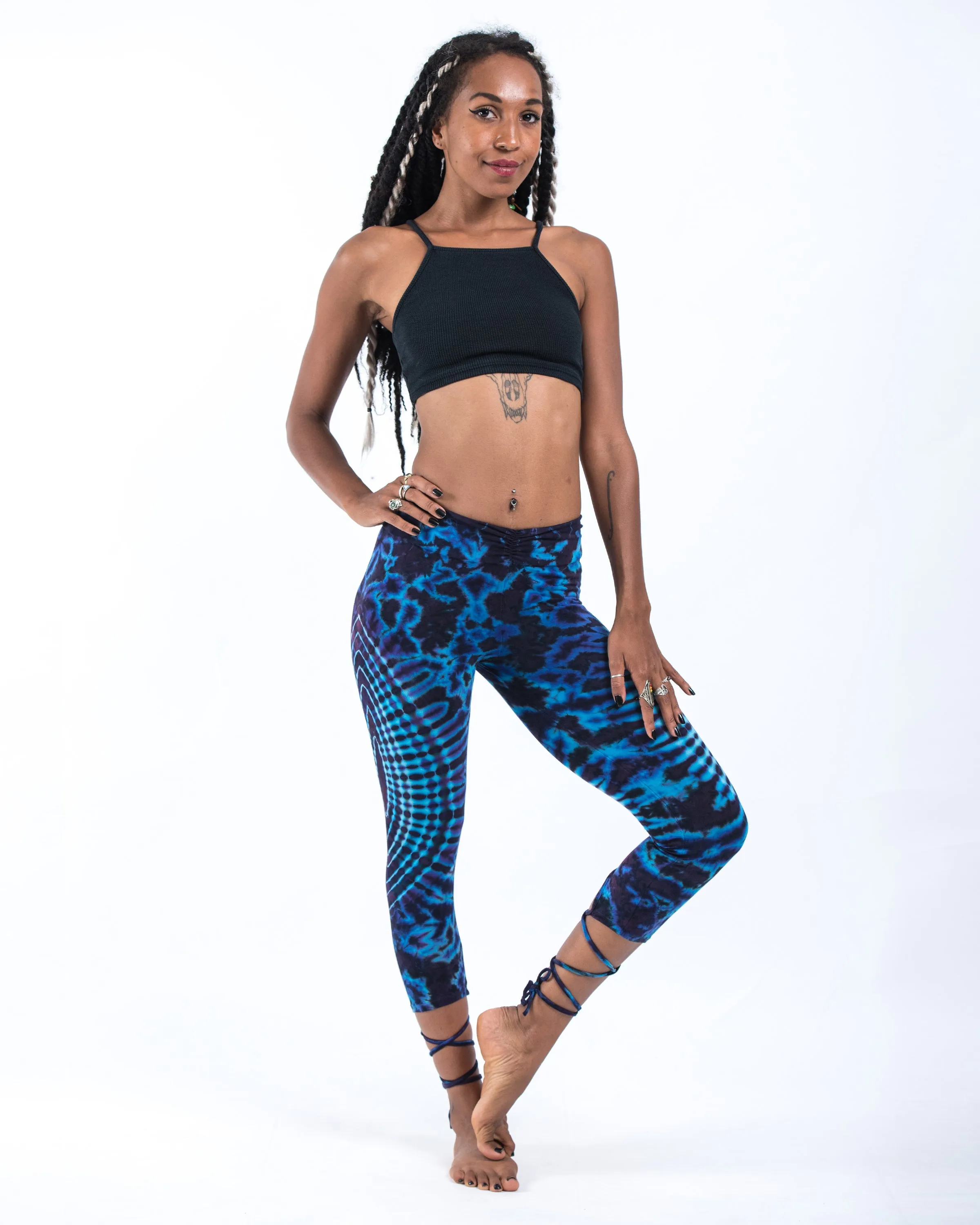 Oval Swirls Tie Dye Capri Leggings in Indigo