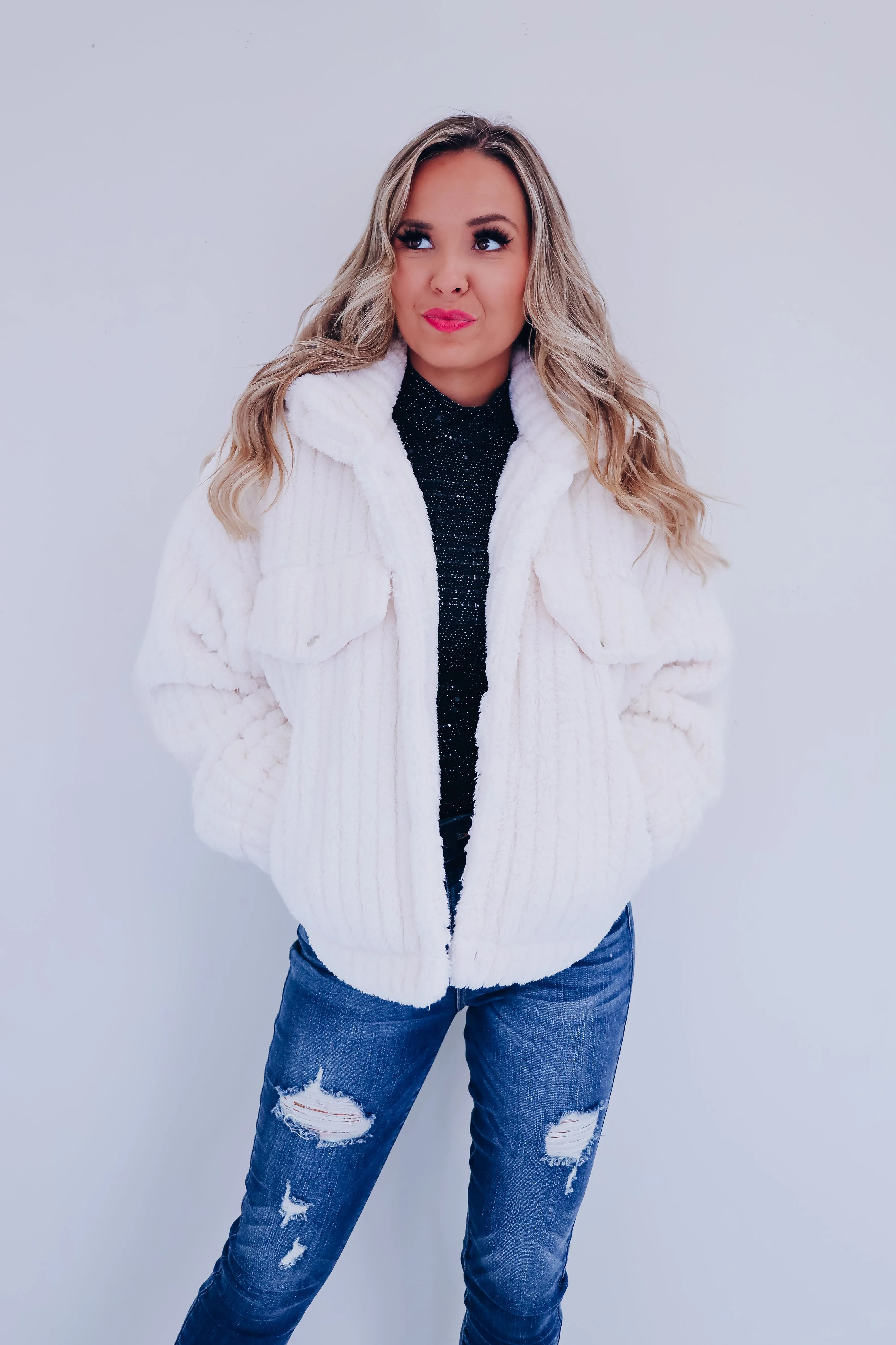 Sheridan Faux Fur Cropped Jacket - Cream