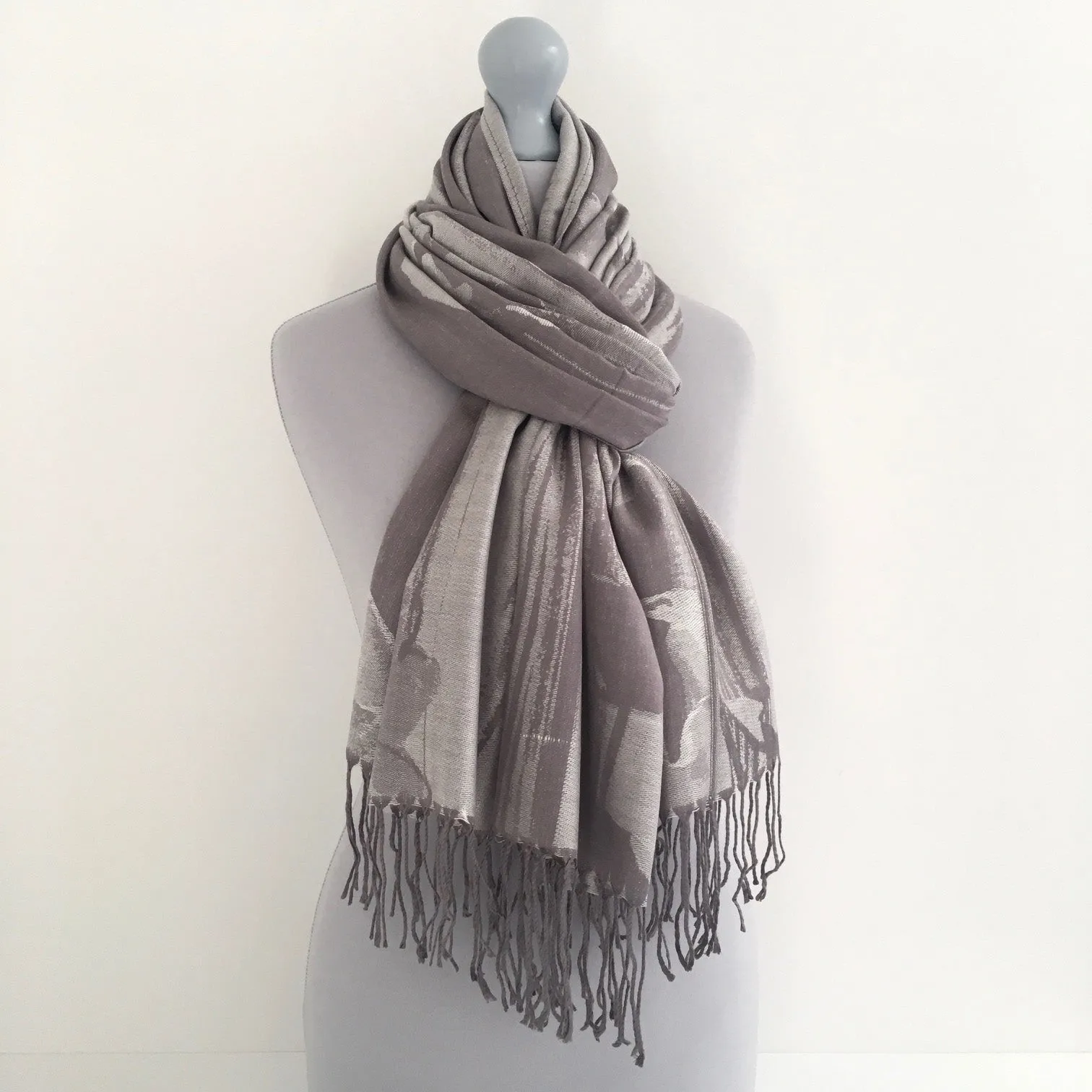 SILVER GREY REVERSIBLE PASHMINA SHAWL SCARF IN ABSTRACT FLORAL PRINT