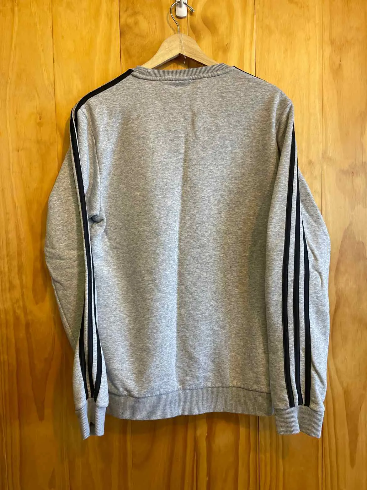 Size Small Adidas Gray Women's Sweater & Sweatshirt