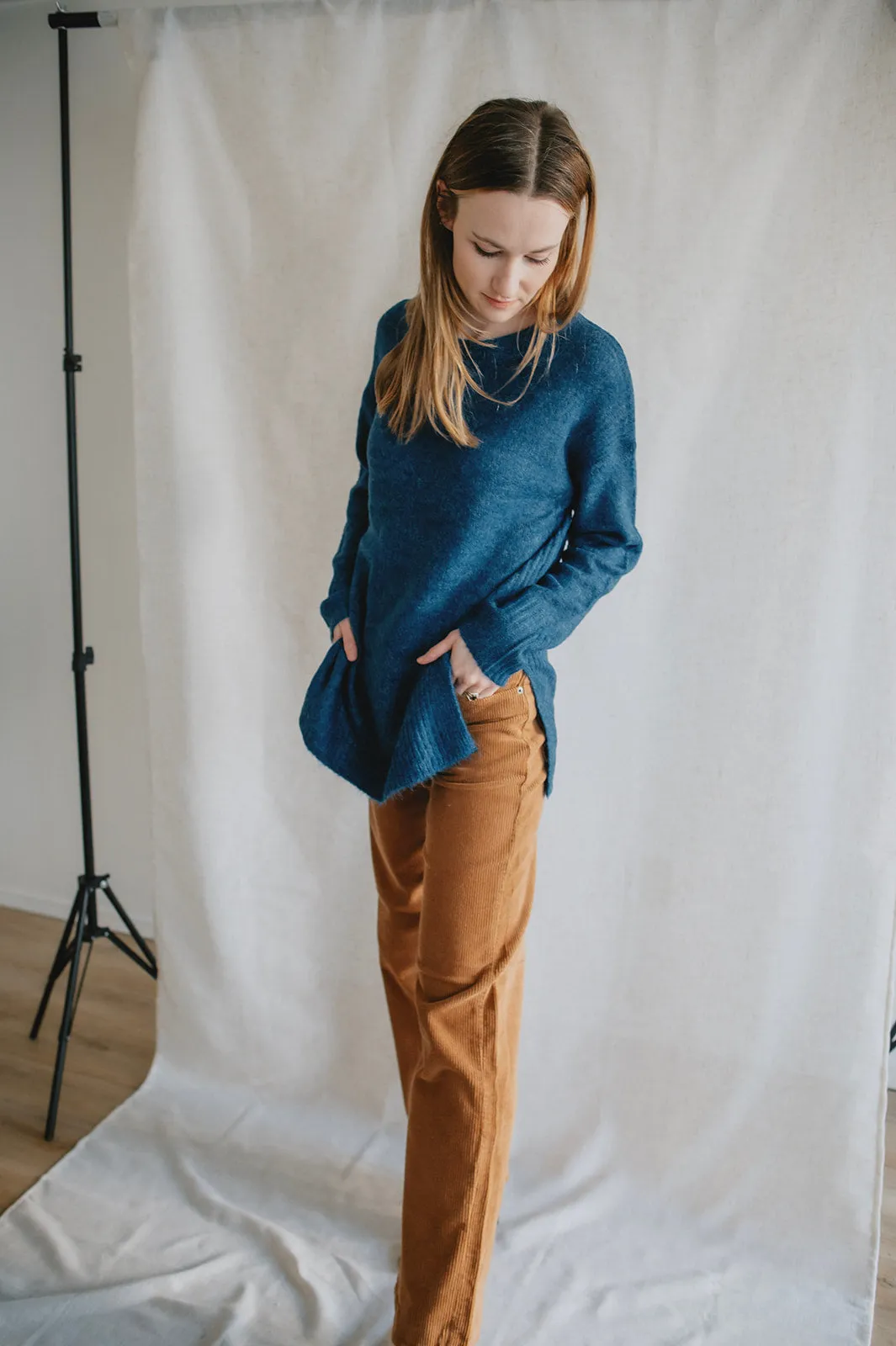 The Kamara Long Sweater - Marine Blue