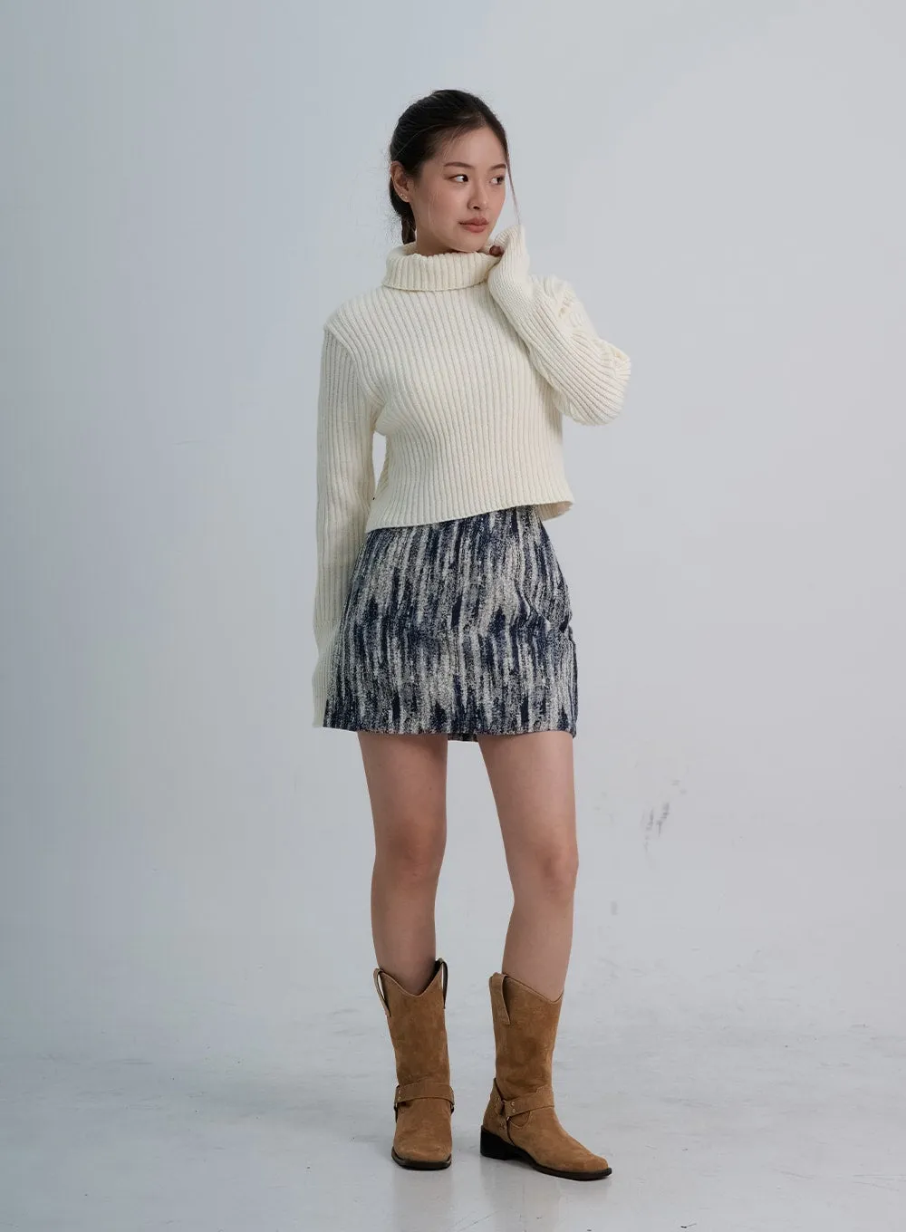 Turtleneck Crop Knit CO20