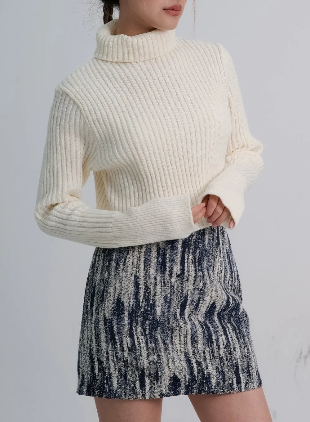 Turtleneck Crop Knit CO20